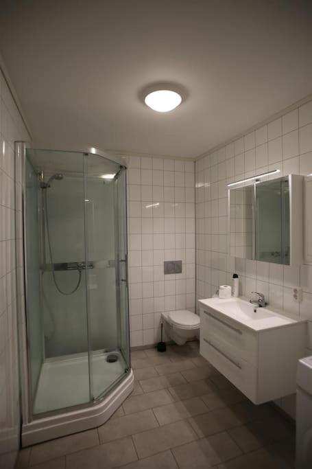 Sentral Leilighet Med 3 Soverom Харстад Екстериор снимка