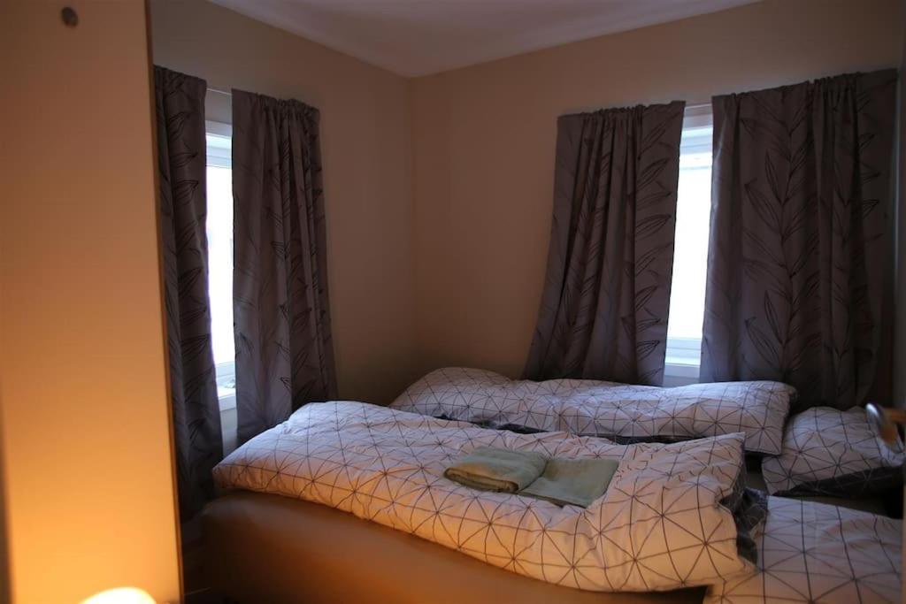 Sentral Leilighet Med 3 Soverom Харстад Екстериор снимка